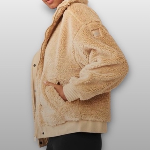 Alo Sherpa Jacket - Picture 6 of 14